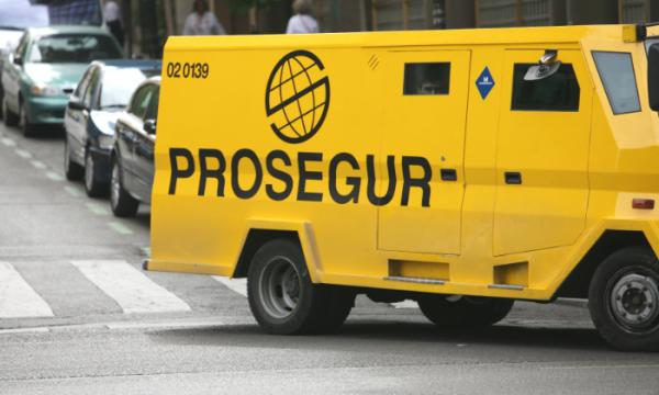 Prosegur sigue llenando sus arcas gracias a los vigilantes