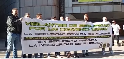 EXITOSA CONCENTRACIÓN DE VIGILANTES ANTE APROSER EN MADRID